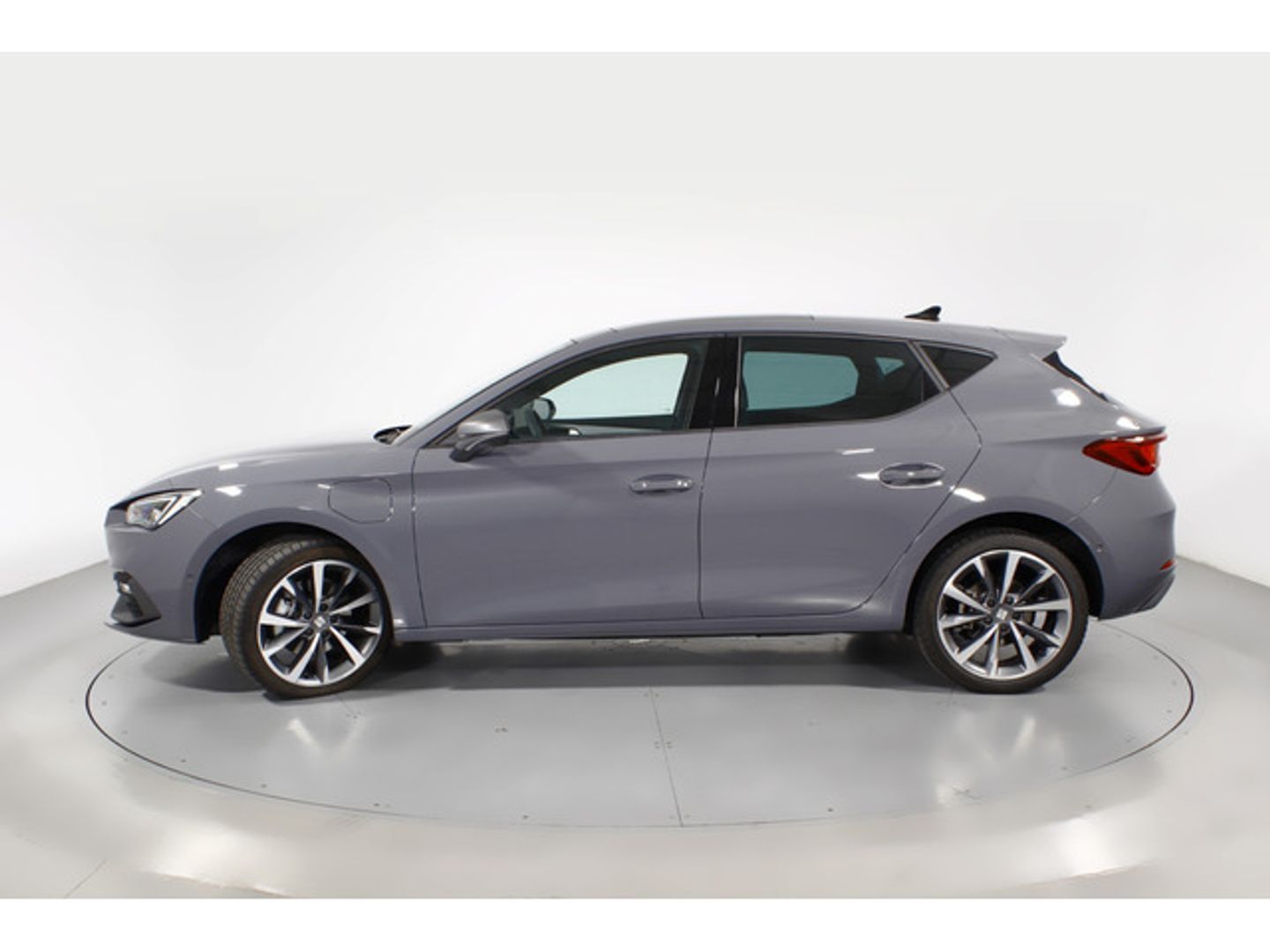 SEAT León 1.5 TSI e-Hybrid S&S FR XXL DSG 150 kW (204 CV) Gris Compact