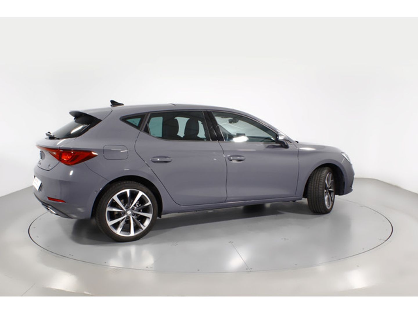 SEAT León 1.5 TSI e-Hybrid S&S FR XXL DSG 150 kW (204 CV) Gris Compact