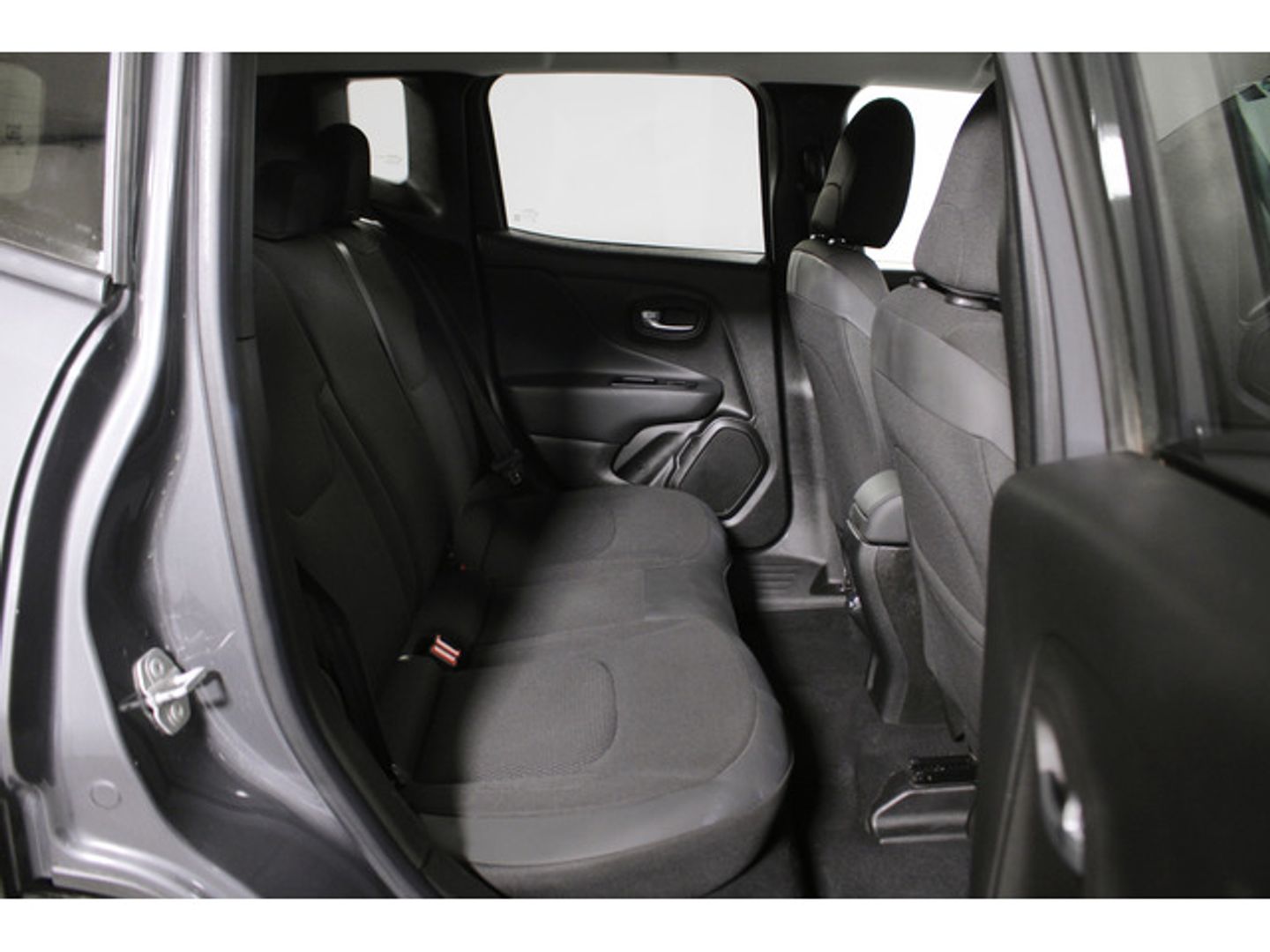 Jeep Renegade 1.3G Longitude 4x2 DCT 110 kW (150 CV) Gris All Terrain / Pick-up