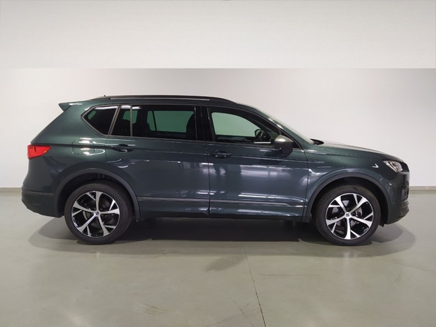 SEAT Tarraco 1.5 TSI S&S FR Edition DSG 110 kW (150 CV) Gris All Terrain / Pick-up