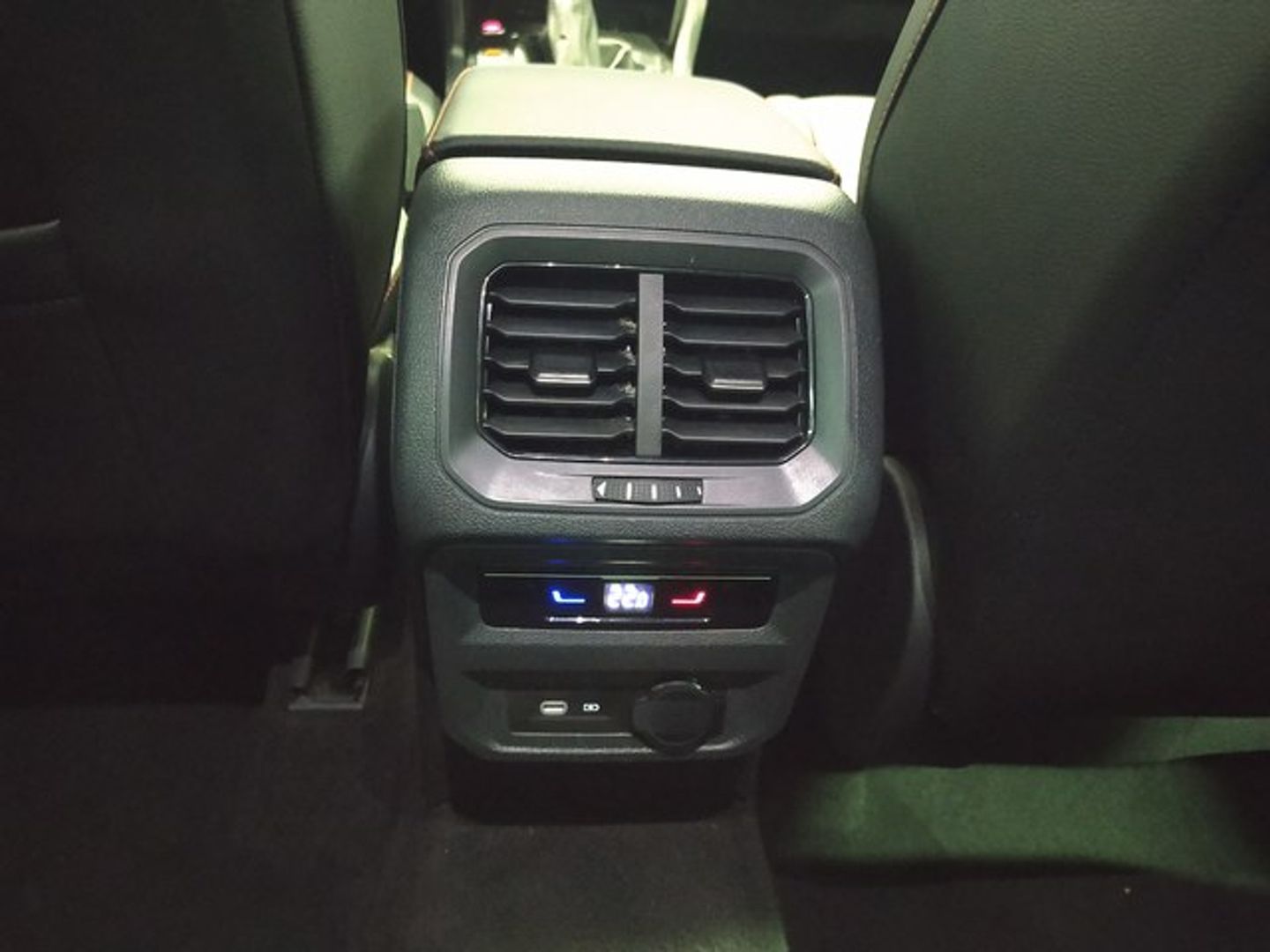 SEAT Tarraco 1.5 TSI S&S FR Edition DSG 110 kW (150 CV) Gris All Terrain / Pick-up