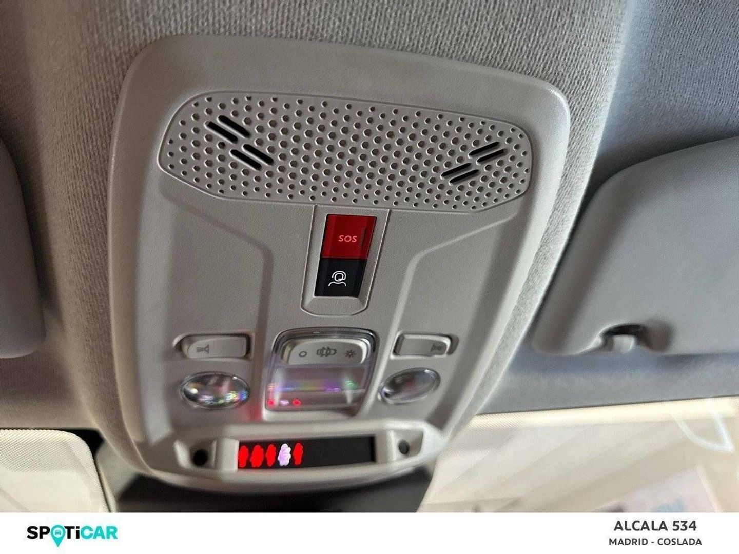 Citroen C4 Collection Hybrid ë-DCS6 107 kW (145 CV) Blanco Sedan