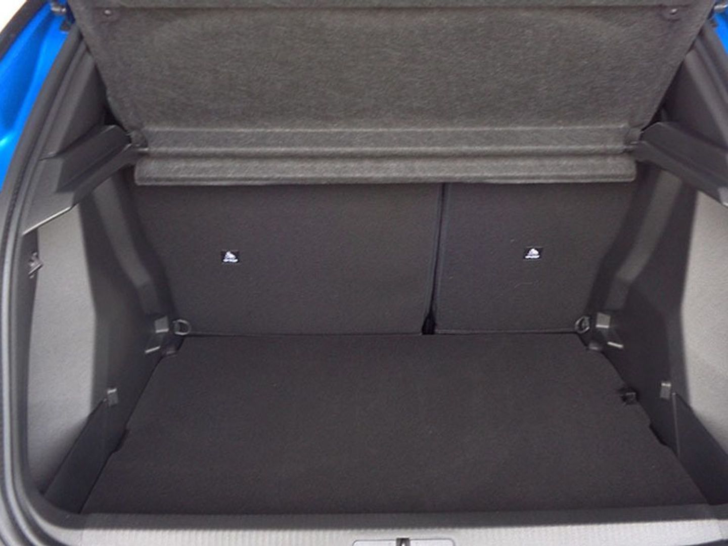 Peugeot 2008 PureTech 130 S&S Allure Pack EAT8 96 kW (130 CV)