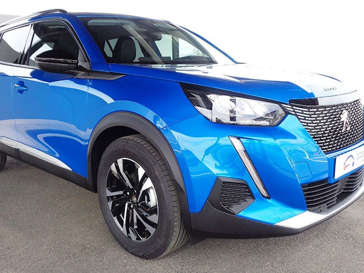 Peugeot 2008 PureTech 130 S&S Allure Pack EAT8 96 kW (130 CV)