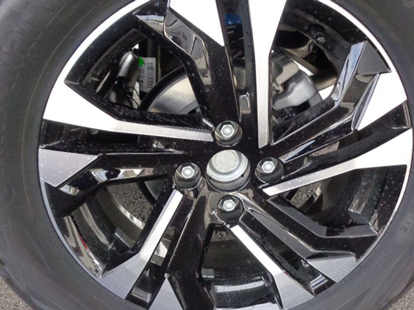 Peugeot 2008 PureTech 130 S&S Allure Pack EAT8 96 kW (130 CV)