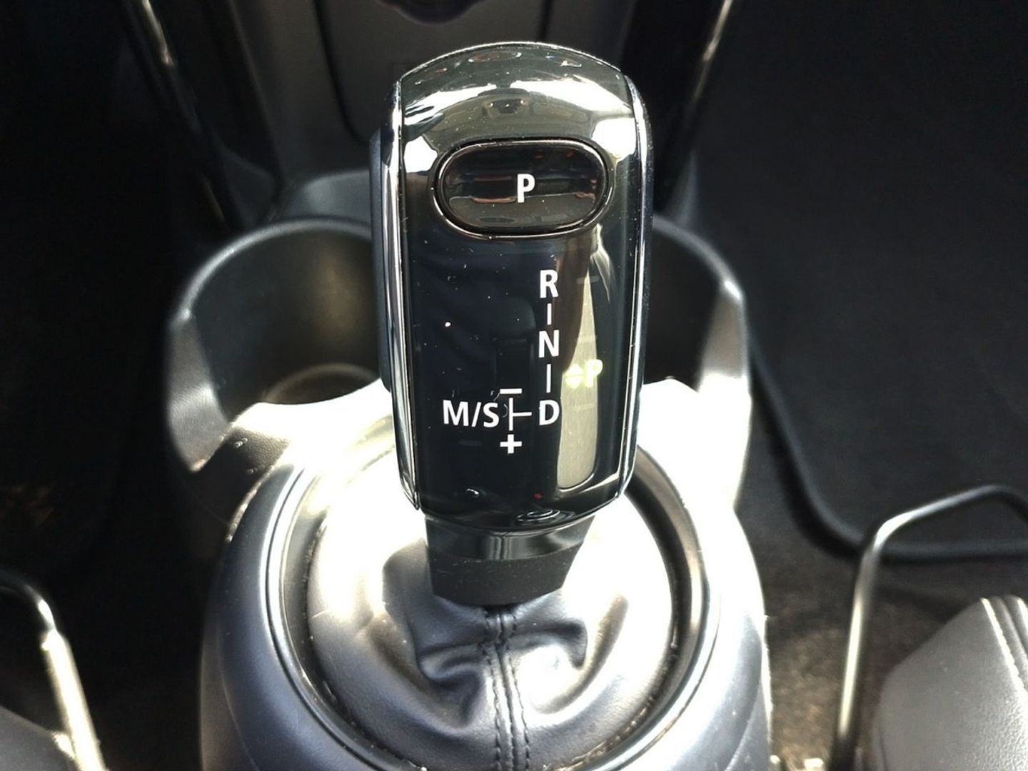 MINI MINI 3 Puertas Cooper 100 kW (136 CV) Gris Compact