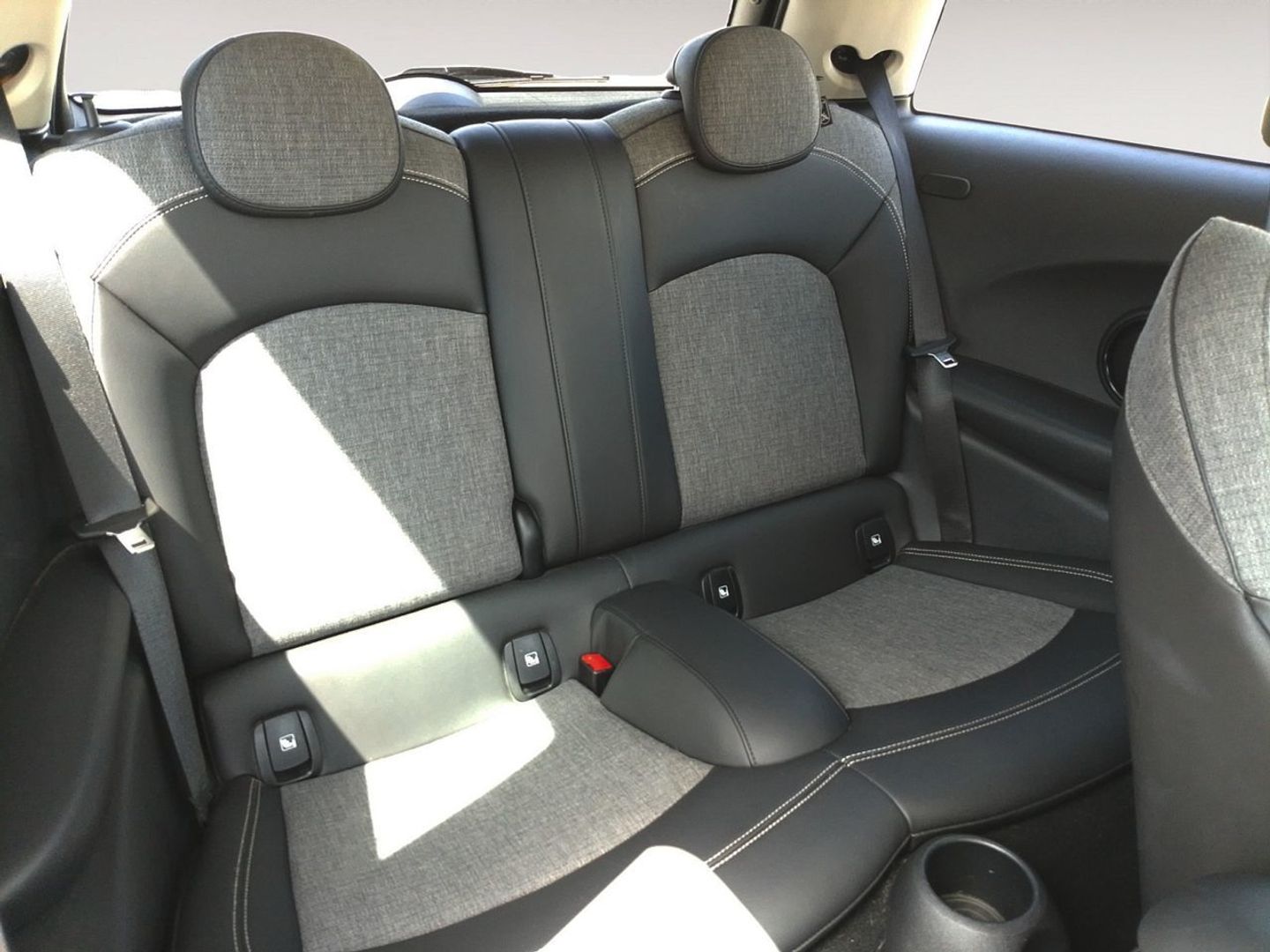MINI MINI 3 Puertas Cooper 100 kW (136 CV) Gris Compact