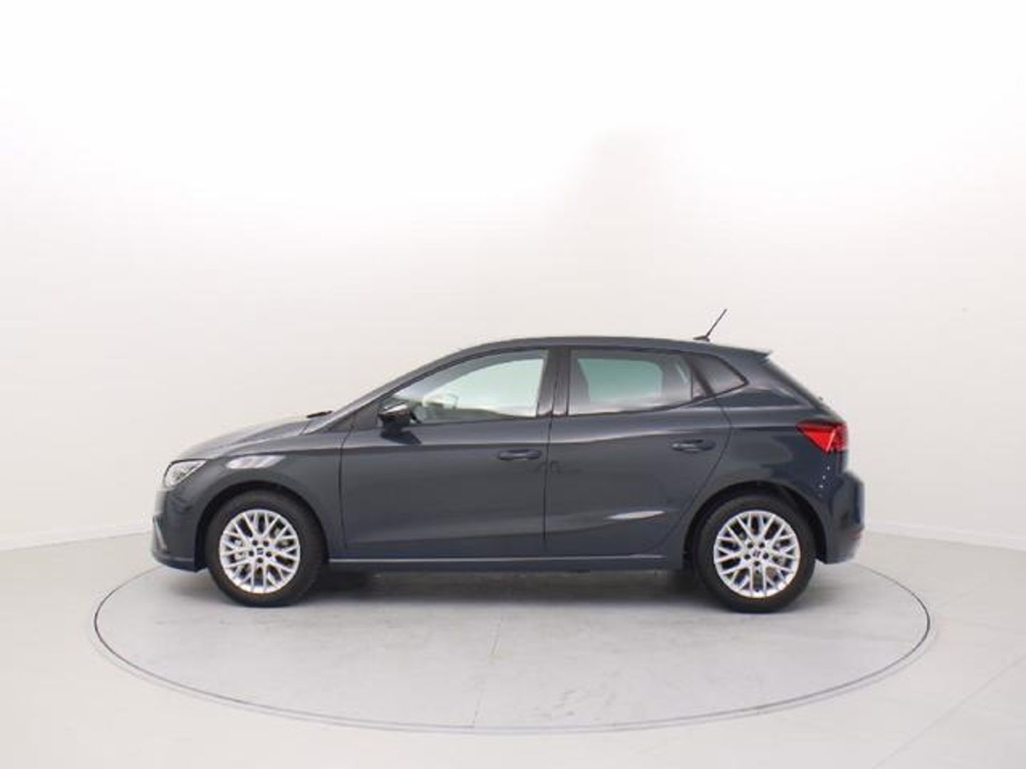 SEAT Ibiza 1.0 TSI S&S FR 40 Aniversario 85 kW (115 CV) Azul Sedan