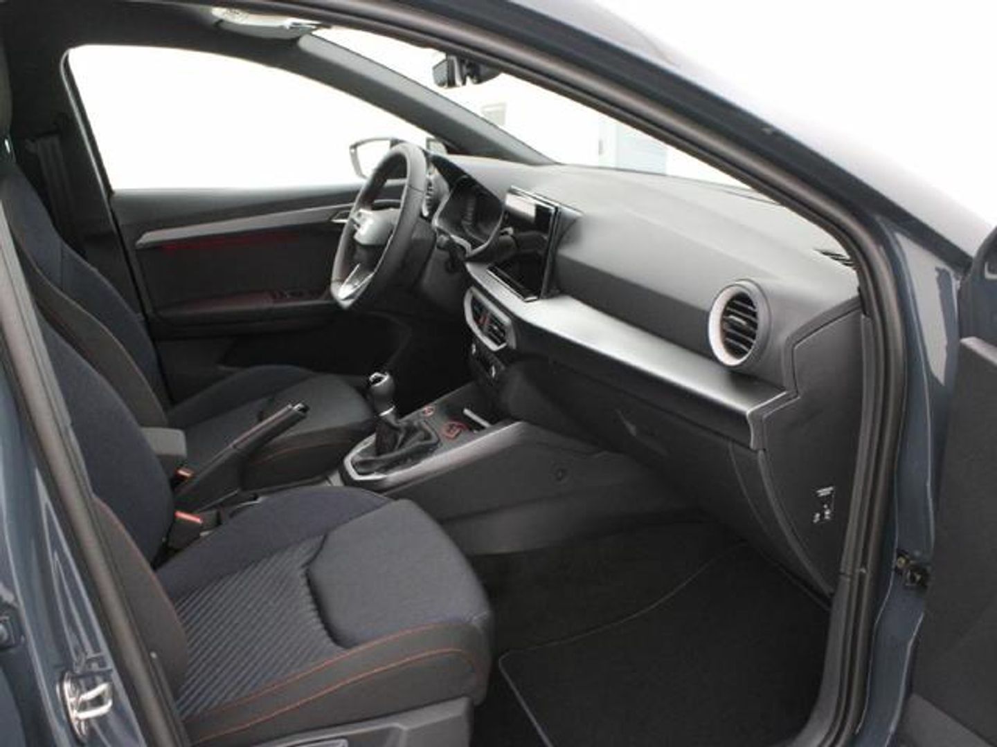 SEAT Ibiza 1.0 TSI S&S FR 40 Aniversario 85 kW (115 CV) Azul Sedan
