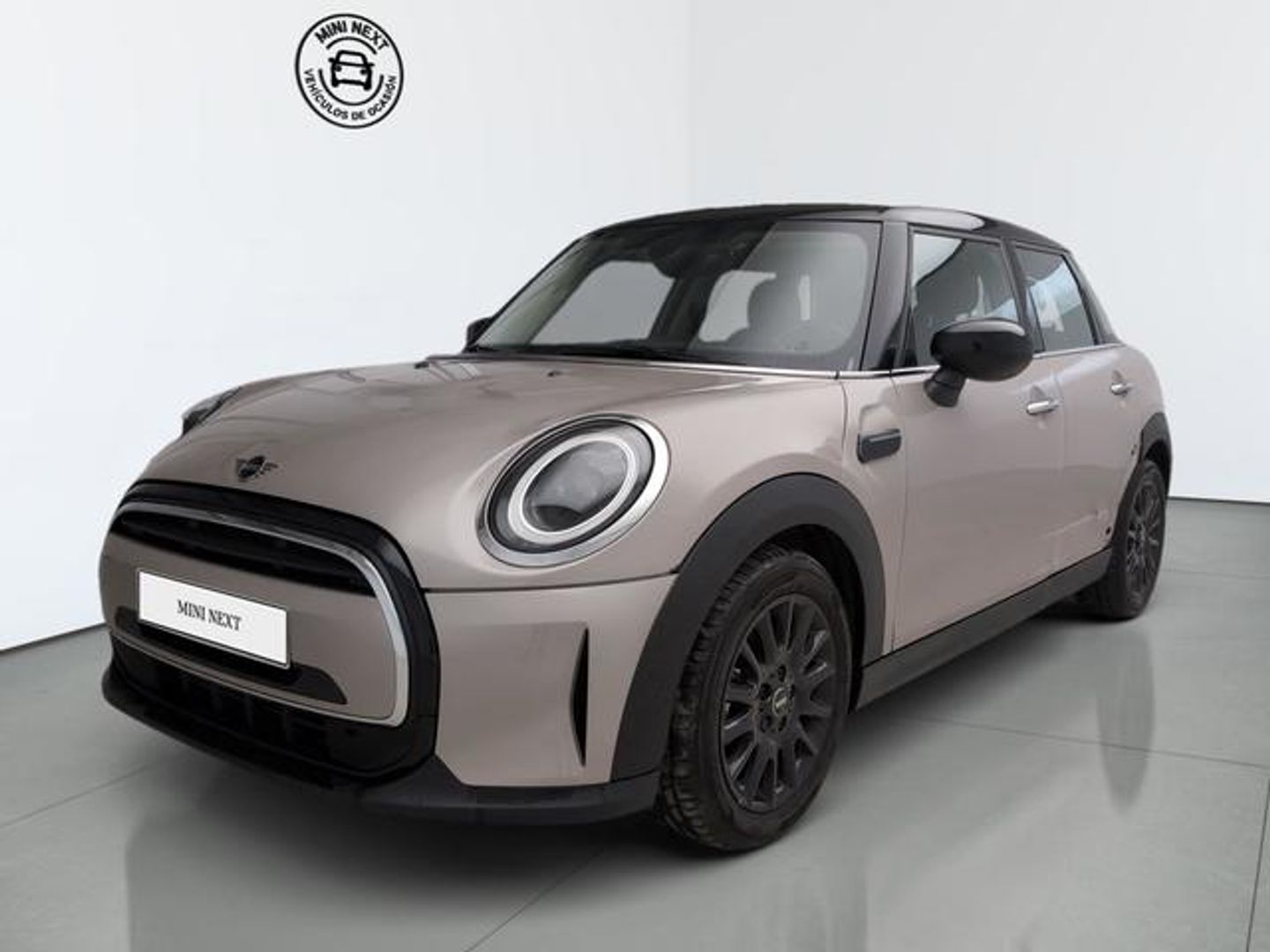 MINI MINI 5 Puertas Cooper 100 kW (136 CV) Gris Sedan