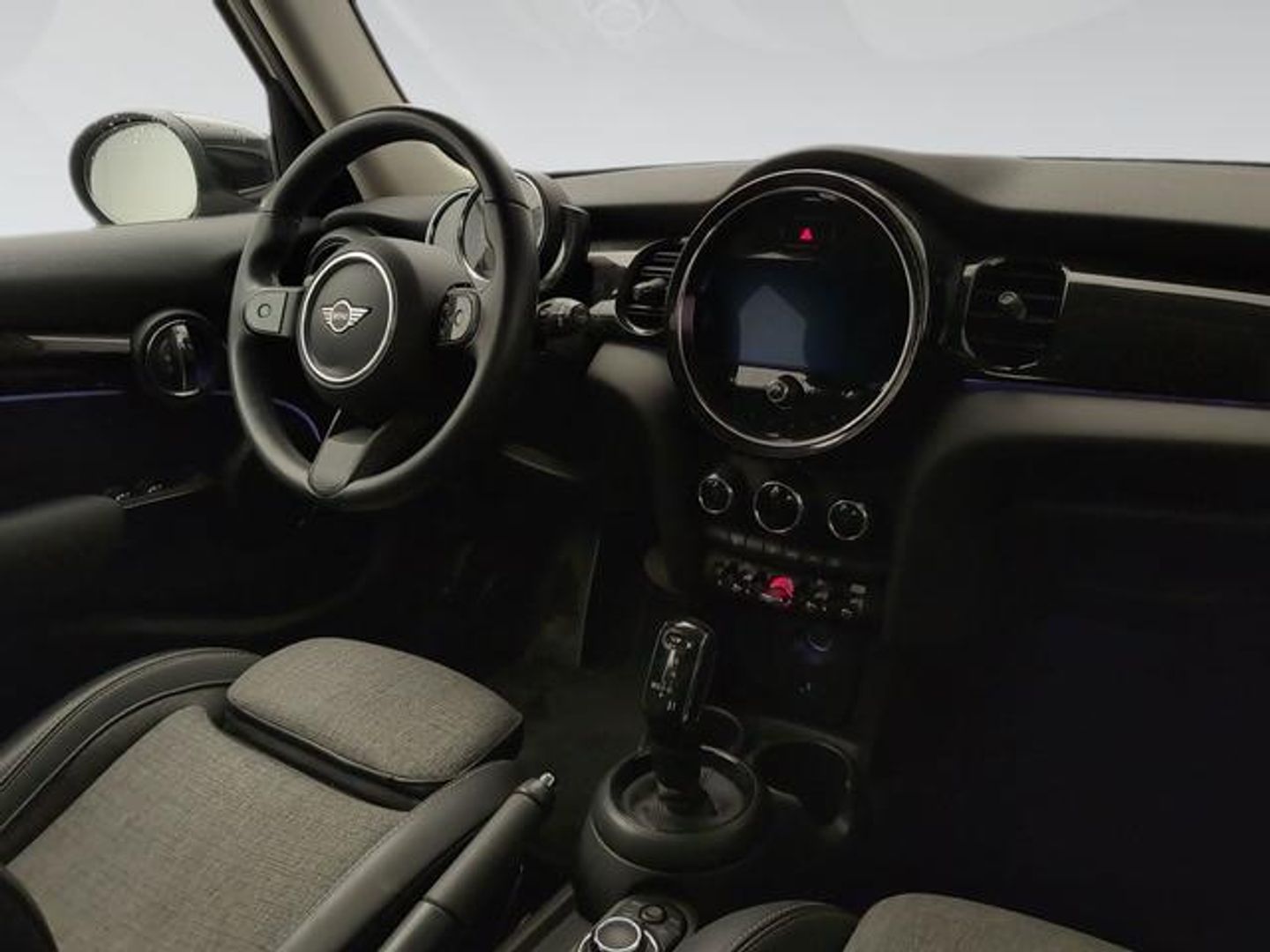 MINI MINI 5 Puertas Cooper 100 kW (136 CV) Gris Sedan