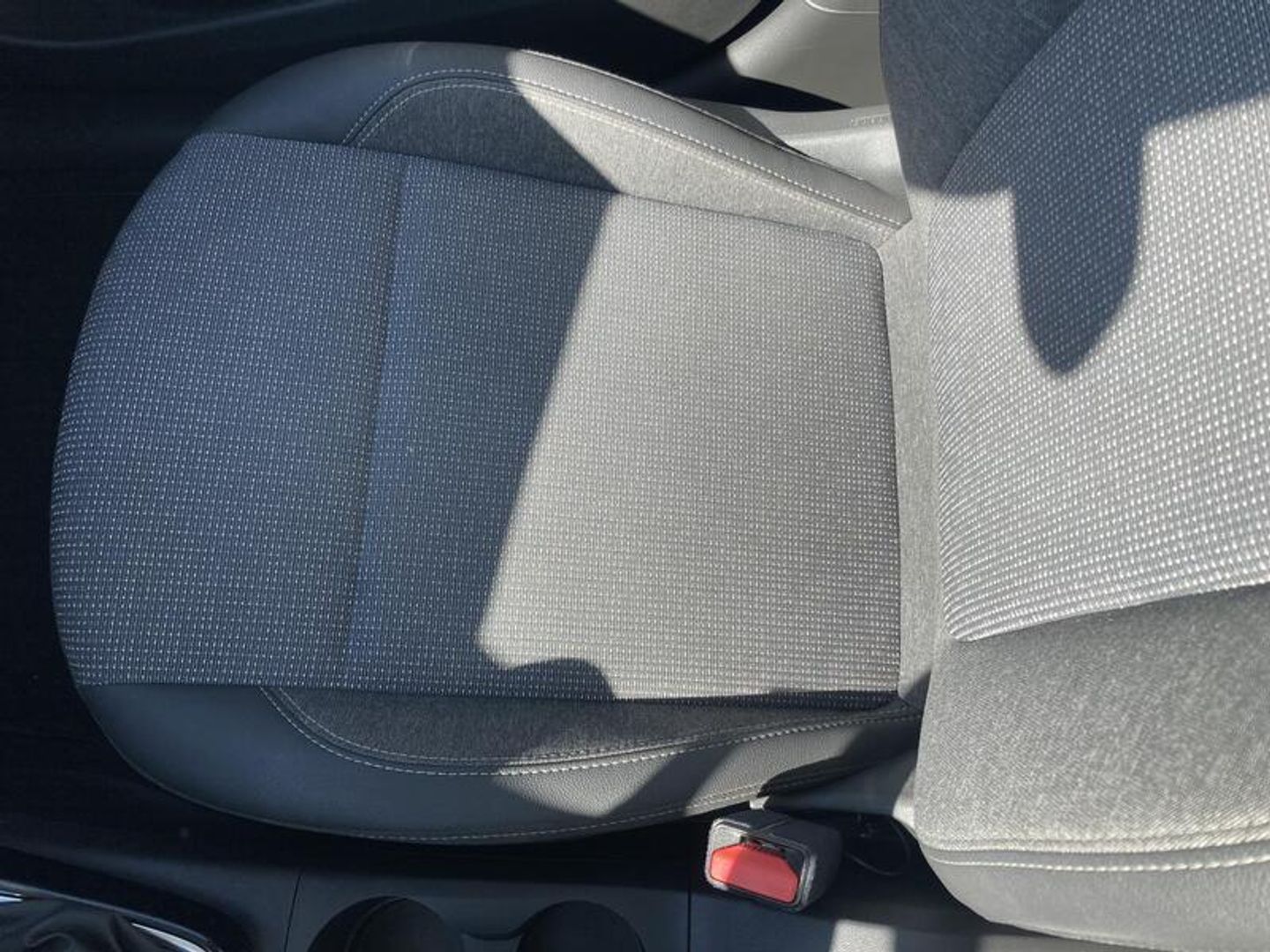 Opel Crossland 1.2 Business Elegance 96 kW (130 CV) Gris SUV