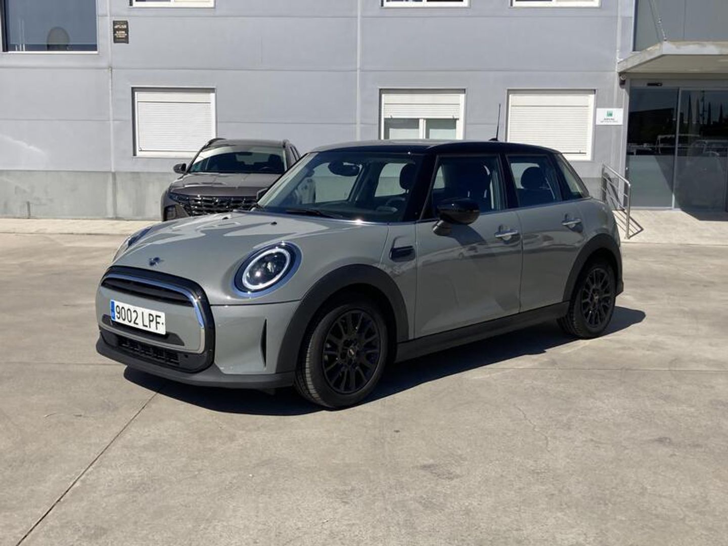 MINI MINI 5 Puertas Cooper 100 kW (136 CV) Gris Compact
