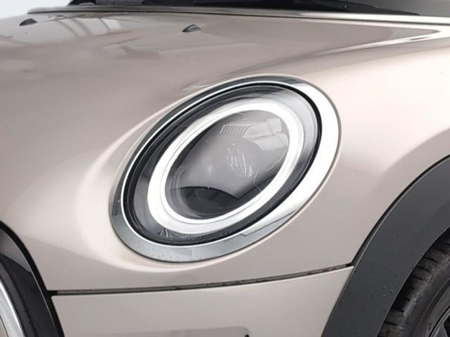 MINI MINI 5 Puertas Cooper 100 kW (136 CV) Gris Sedan