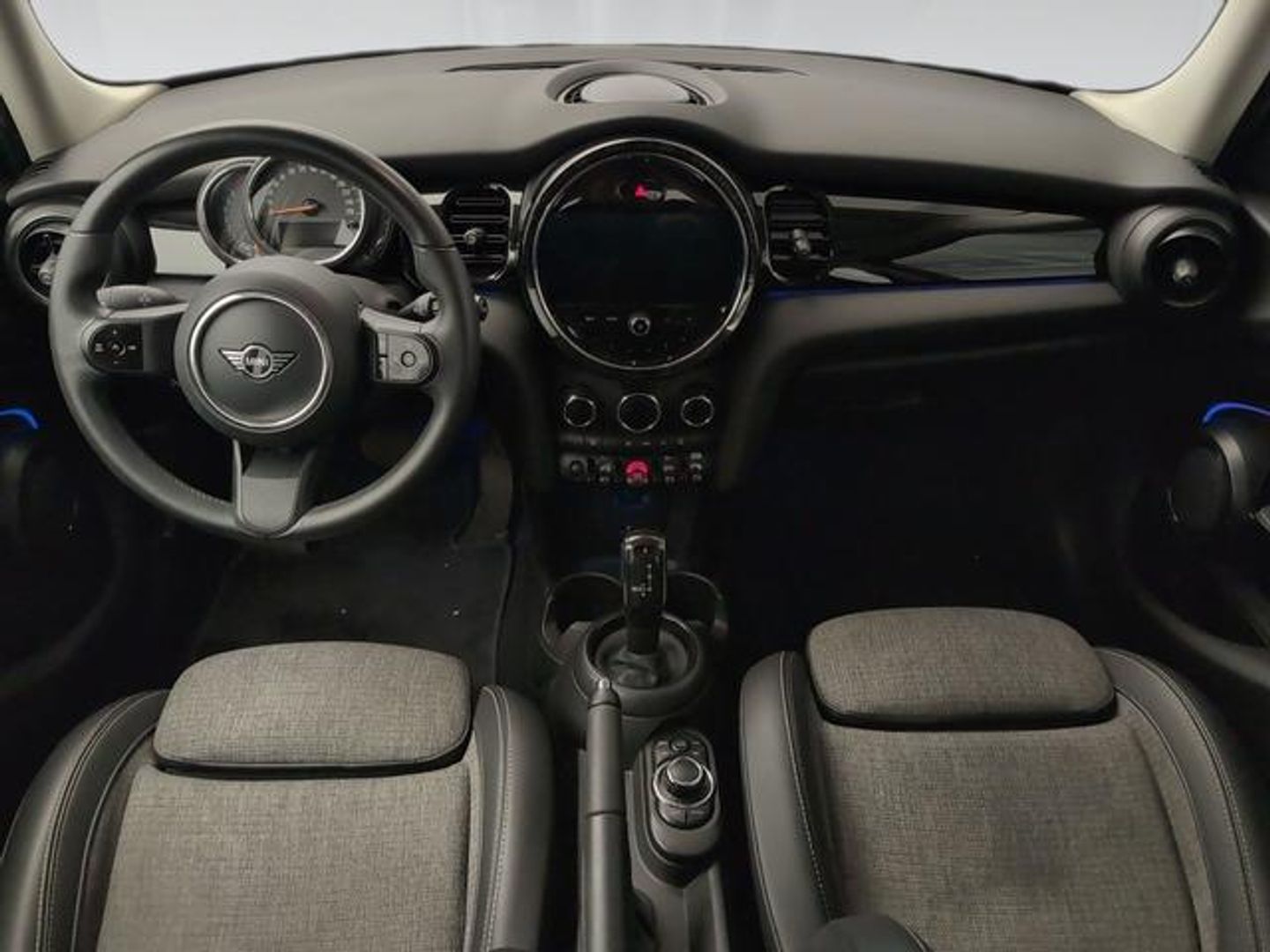 MINI MINI 5 Puertas Cooper 100 kW (136 CV) Gris Sedan