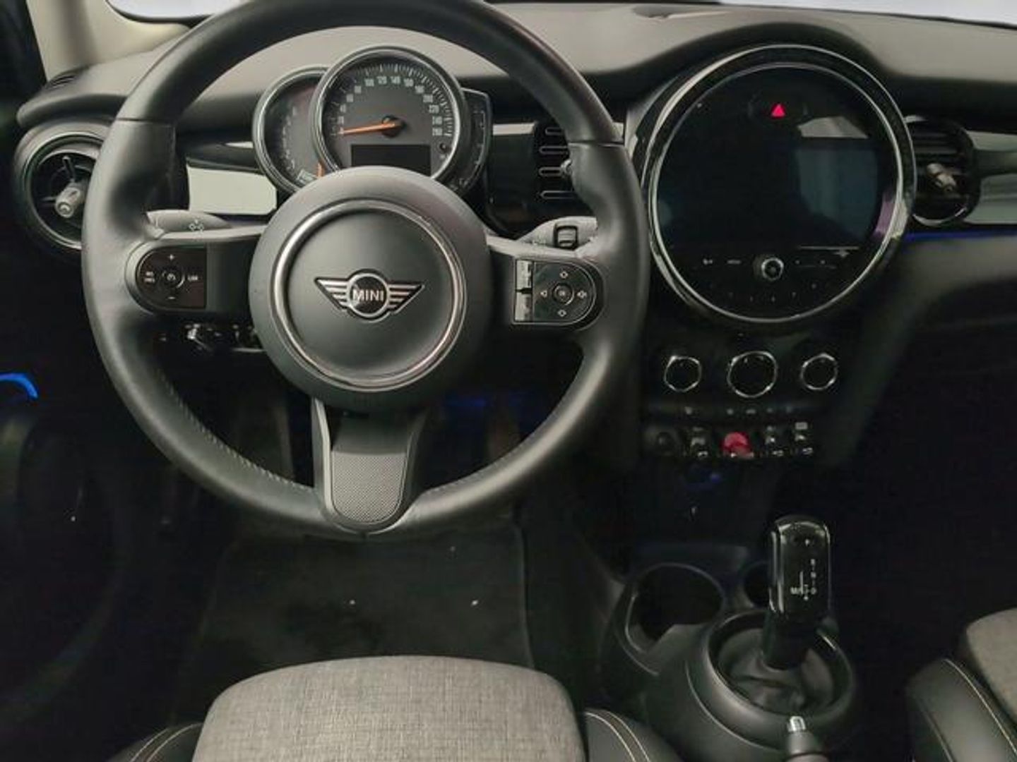 MINI MINI 5 Puertas Cooper 100 kW (136 CV) Gris Sedan