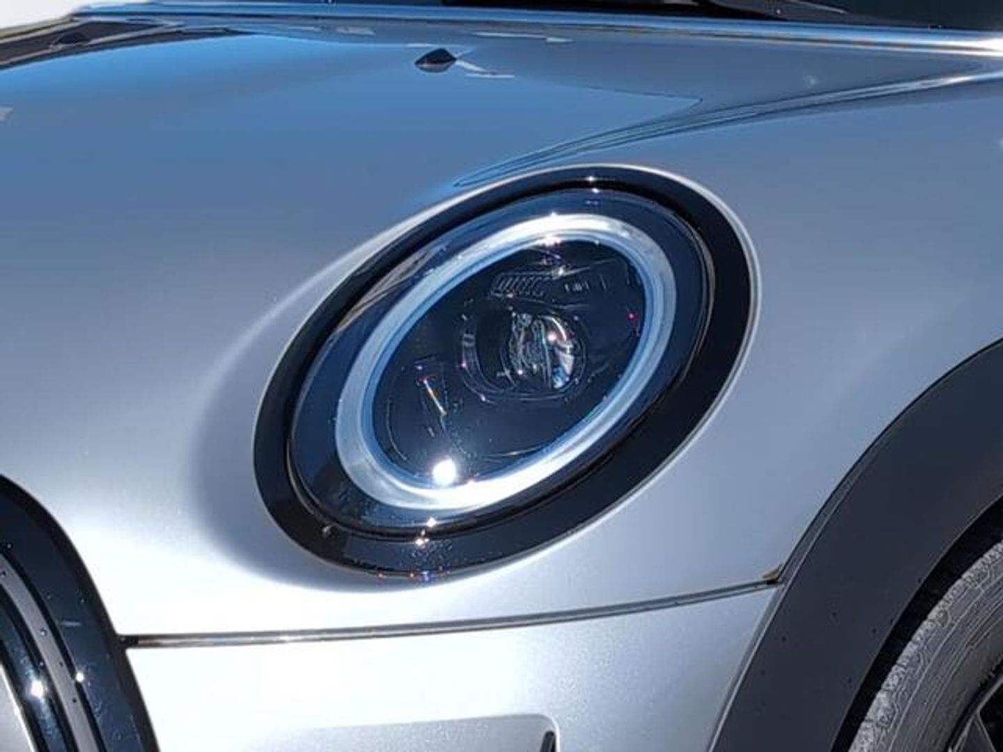 MINI MINI 5 Puertas Cooper 100 kW (136 CV) Gris Plata Compact