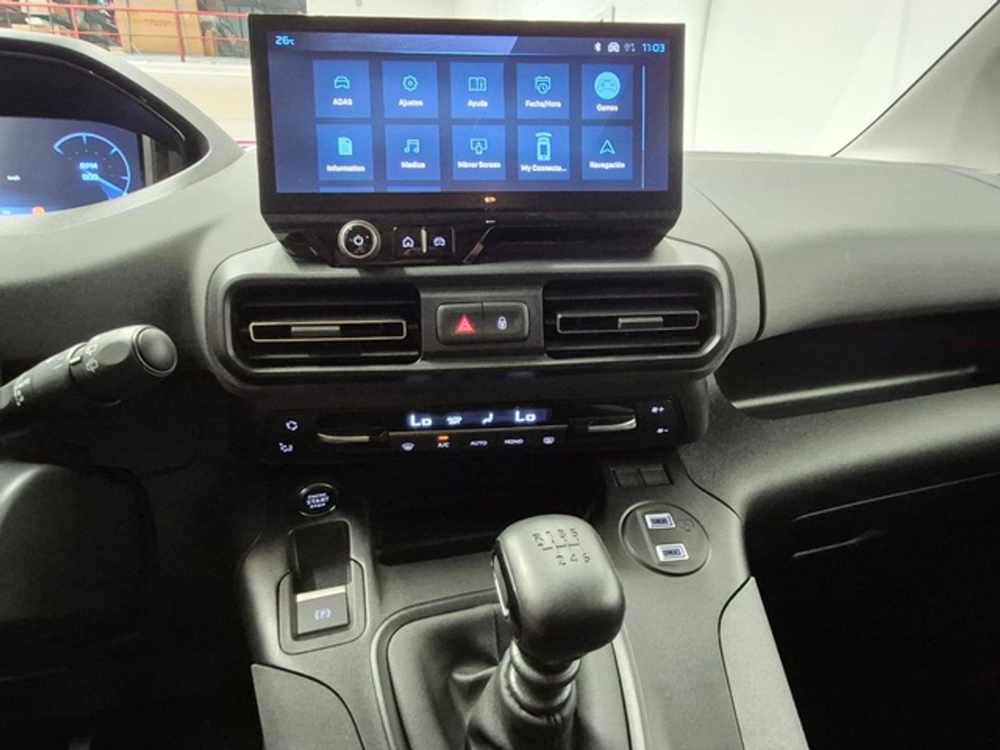 Peugeot Rifter BlueHDi 100 Allure Business Standard 73 kW (100 CV) Negro Minivan