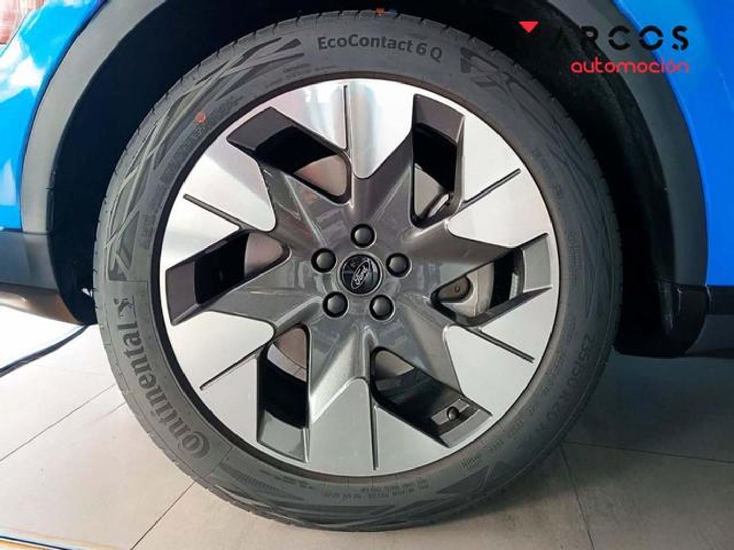 Ford Explorer Premium Rango Extendido RWD 77kWh 210 kW (286 CV) Azul All Terrain / Pick-up