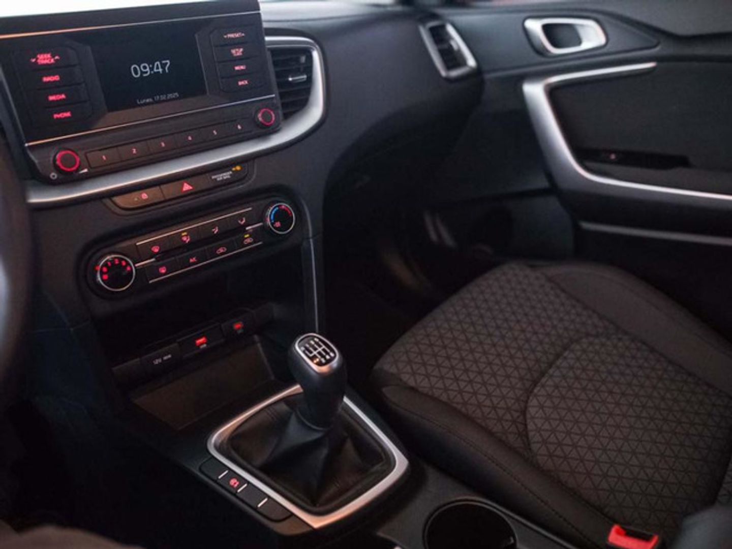 Kia Ceed 1.0 T-GDi Concept 88 kW (120 CV)