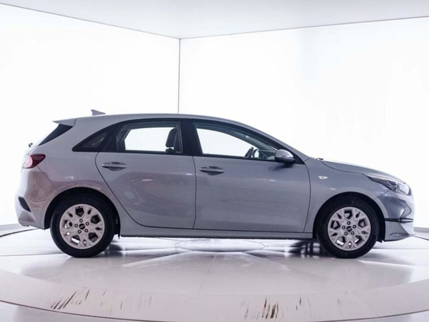 Kia Ceed 1.0 T-GDi Concept 88 kW (120 CV)