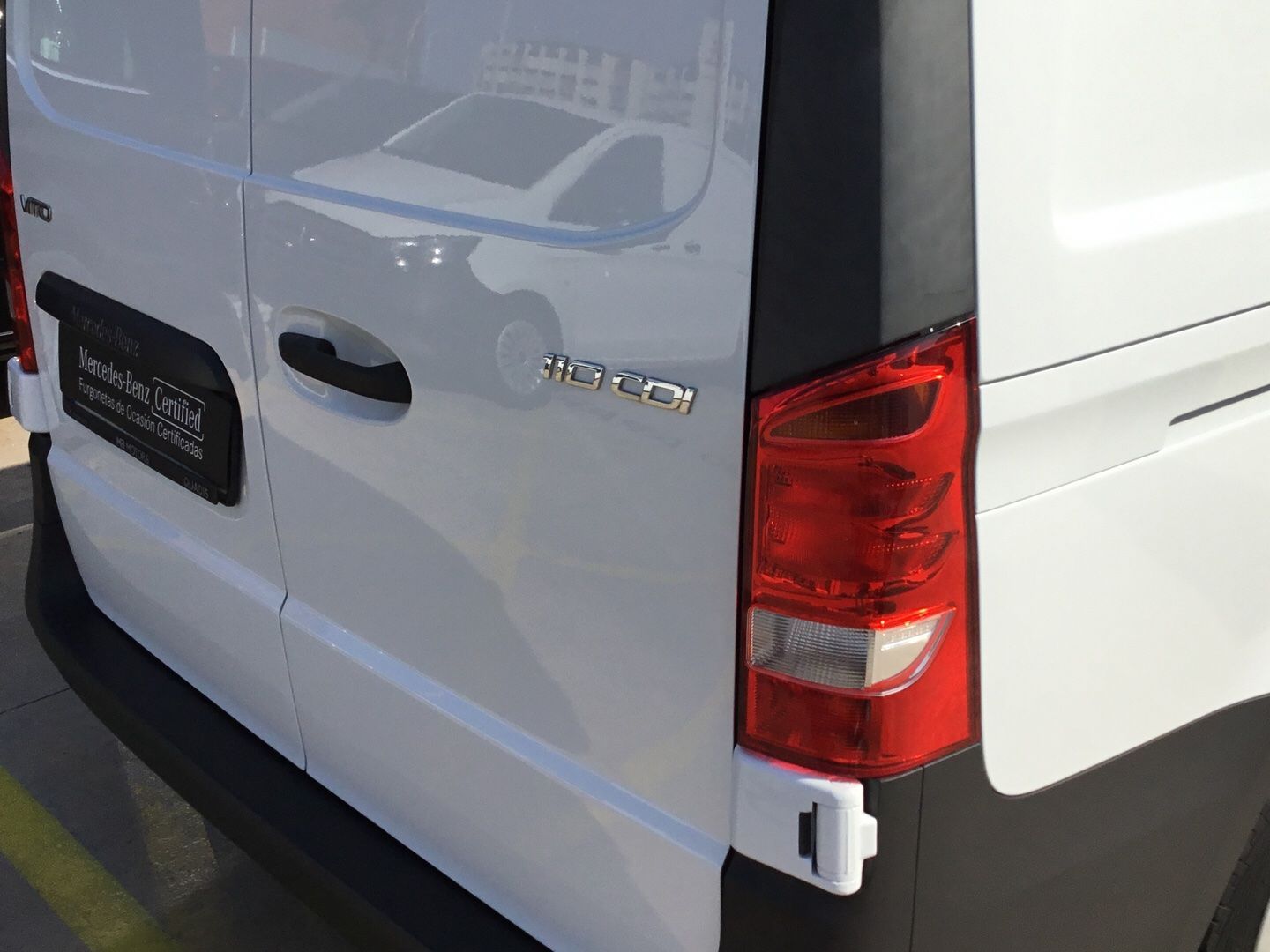 Mercedes-Benz Vito Furgon 110 CDI Pro larga 75 kW (102 CV)