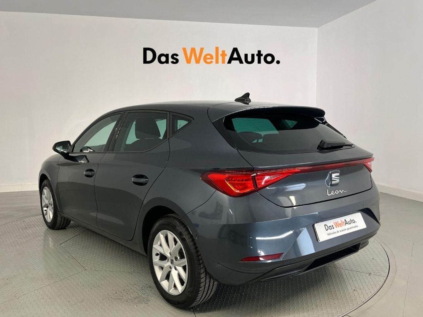 SEAT León 2.0 TDI S&S Style XS DSG 110 kW (150 CV) Gris Sedan