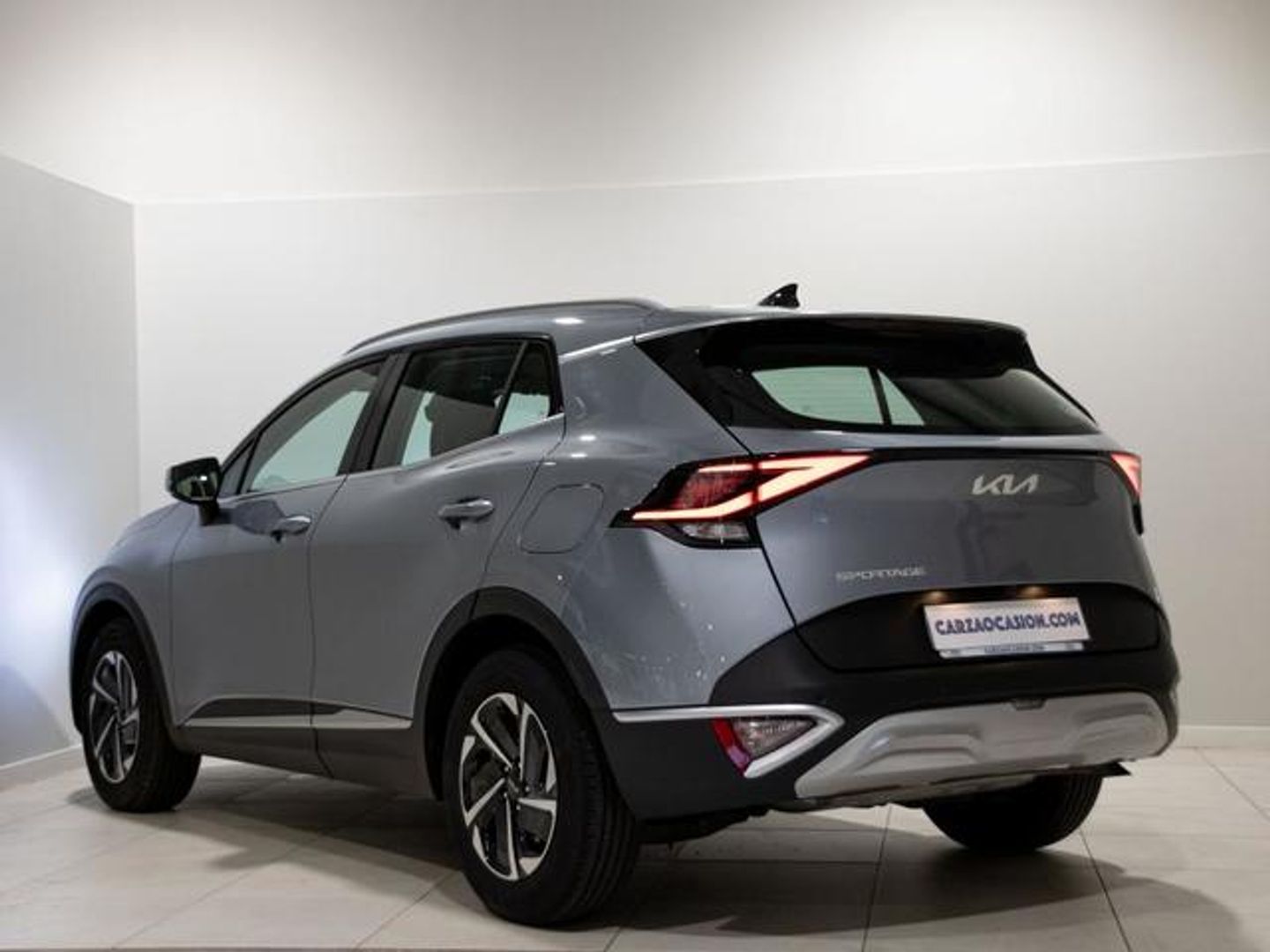 Kia Sportage 1.6 CRDi MHEV Drive 4x2 100 kW (136 CV) Gris Plata SUV