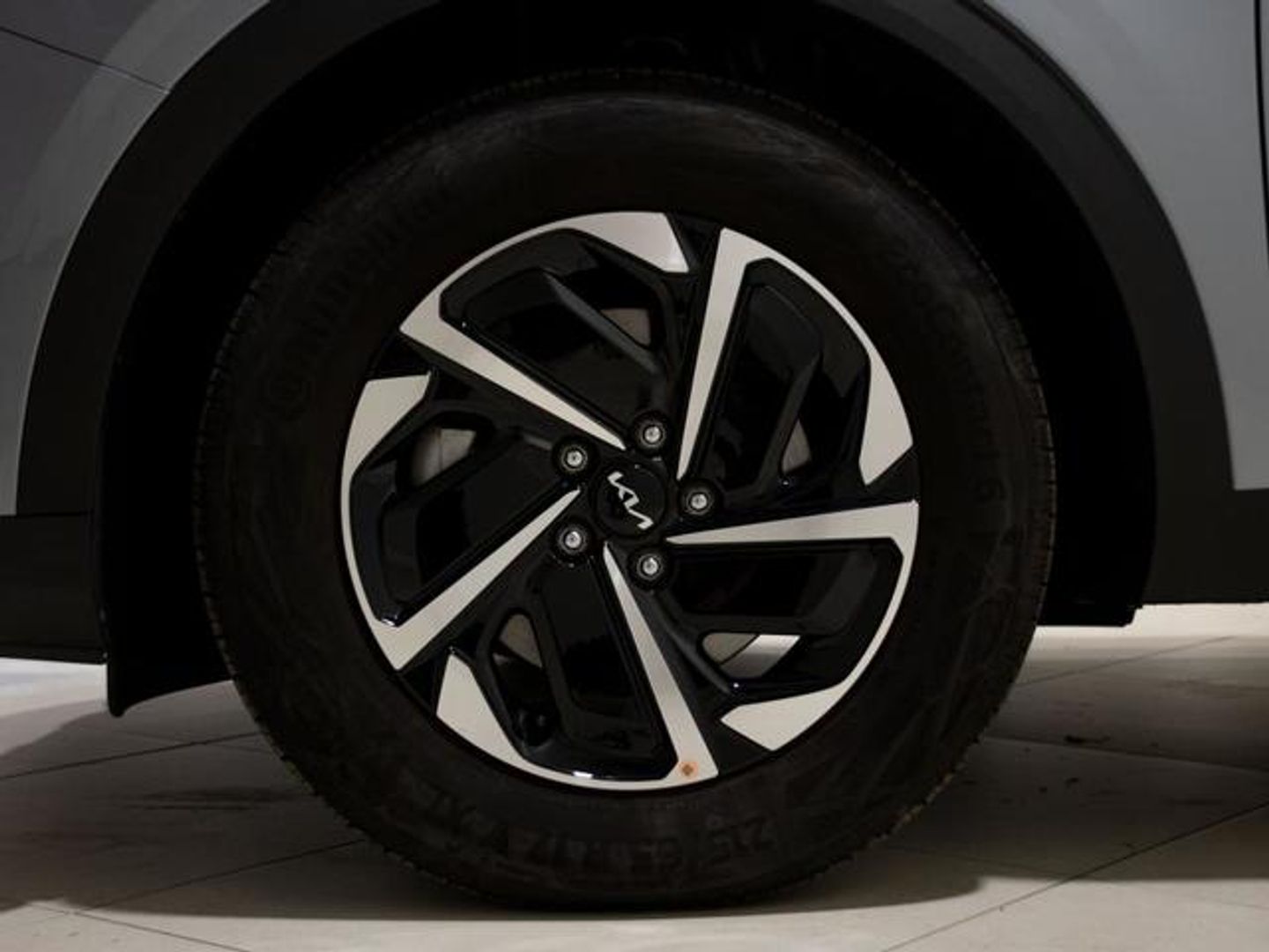 Kia Sportage 1.6 CRDi MHEV Drive 4x2 100 kW (136 CV) Gris Plata SUV