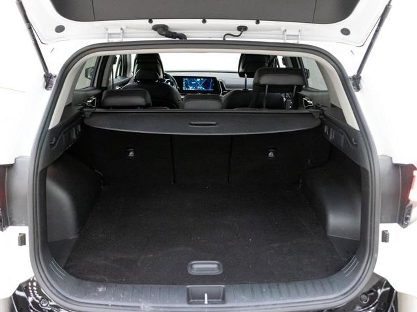 Kia Sportage 1.6 T-GDi MHEV Tech 4x2 112 kW (150 CV) Blanco SUV