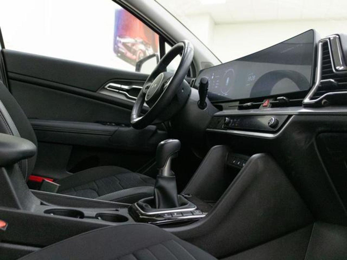 Kia Sportage 1.6 T-GDi MHEV Tech 4x2 112 kW (150 CV) Blanco SUV