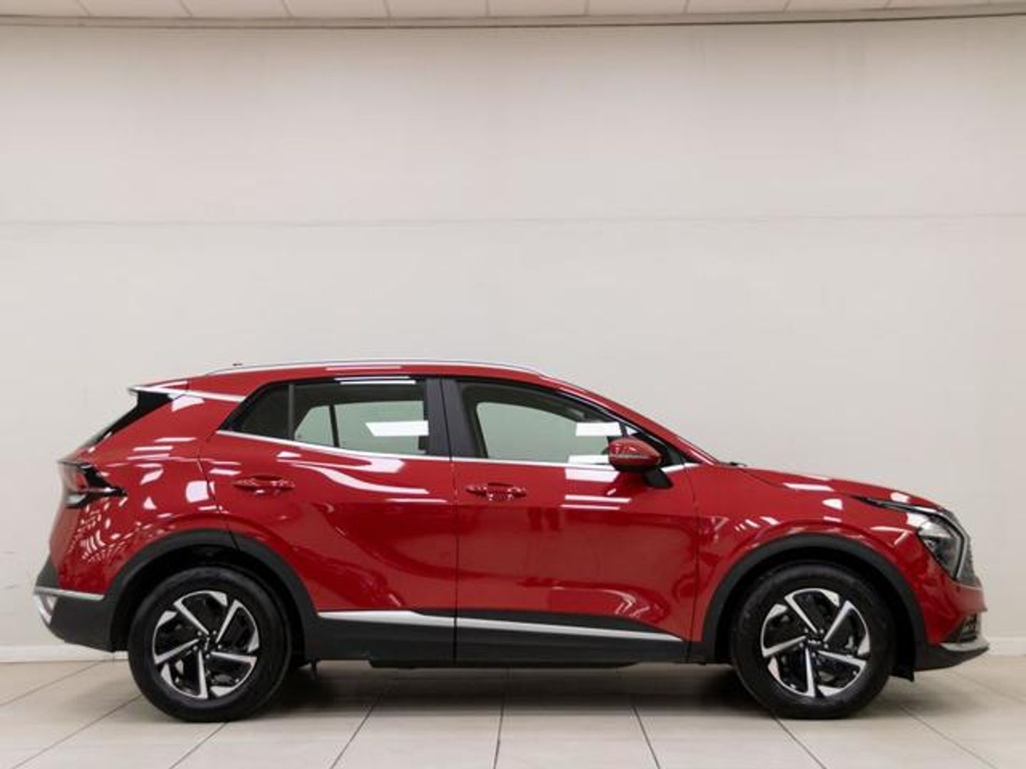 Kia Sportage 1.6 T-GDi HEV Drive 4x2 158 kW (215 CV) Rojo SUV