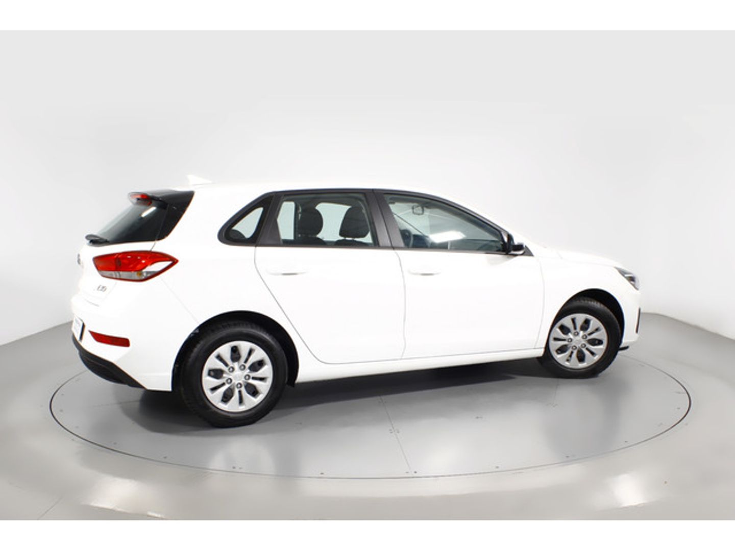 Hyundai i30 1.5 DPI Essence 81 kW (110 CV) Blanco Sedan