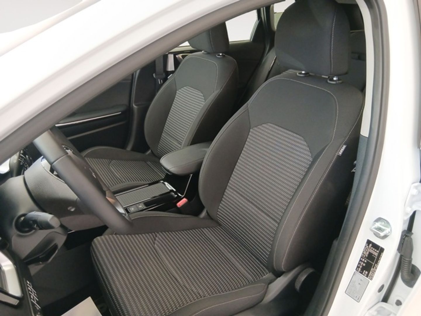 Kia Ceed Tourer 1.6 GDi PHEV eDrive 104 kW (141 CV) Blanco Familiar