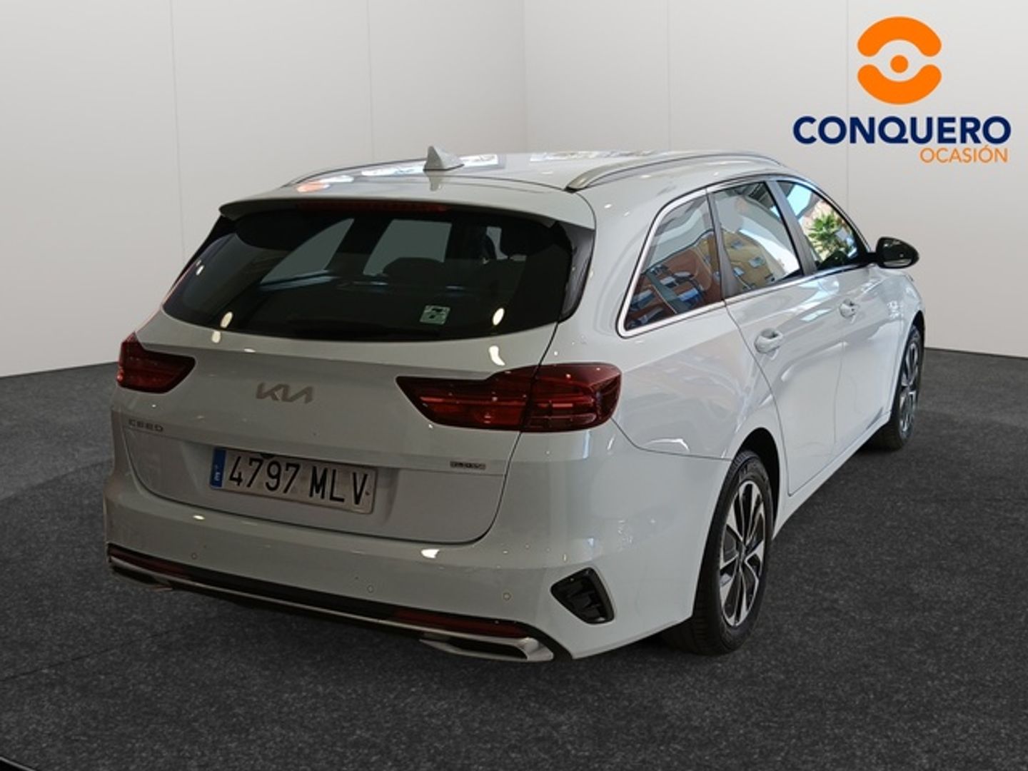 Kia Ceed Tourer 1.6 GDi PHEV eDrive 104 kW (141 CV) Blanco Familiar
