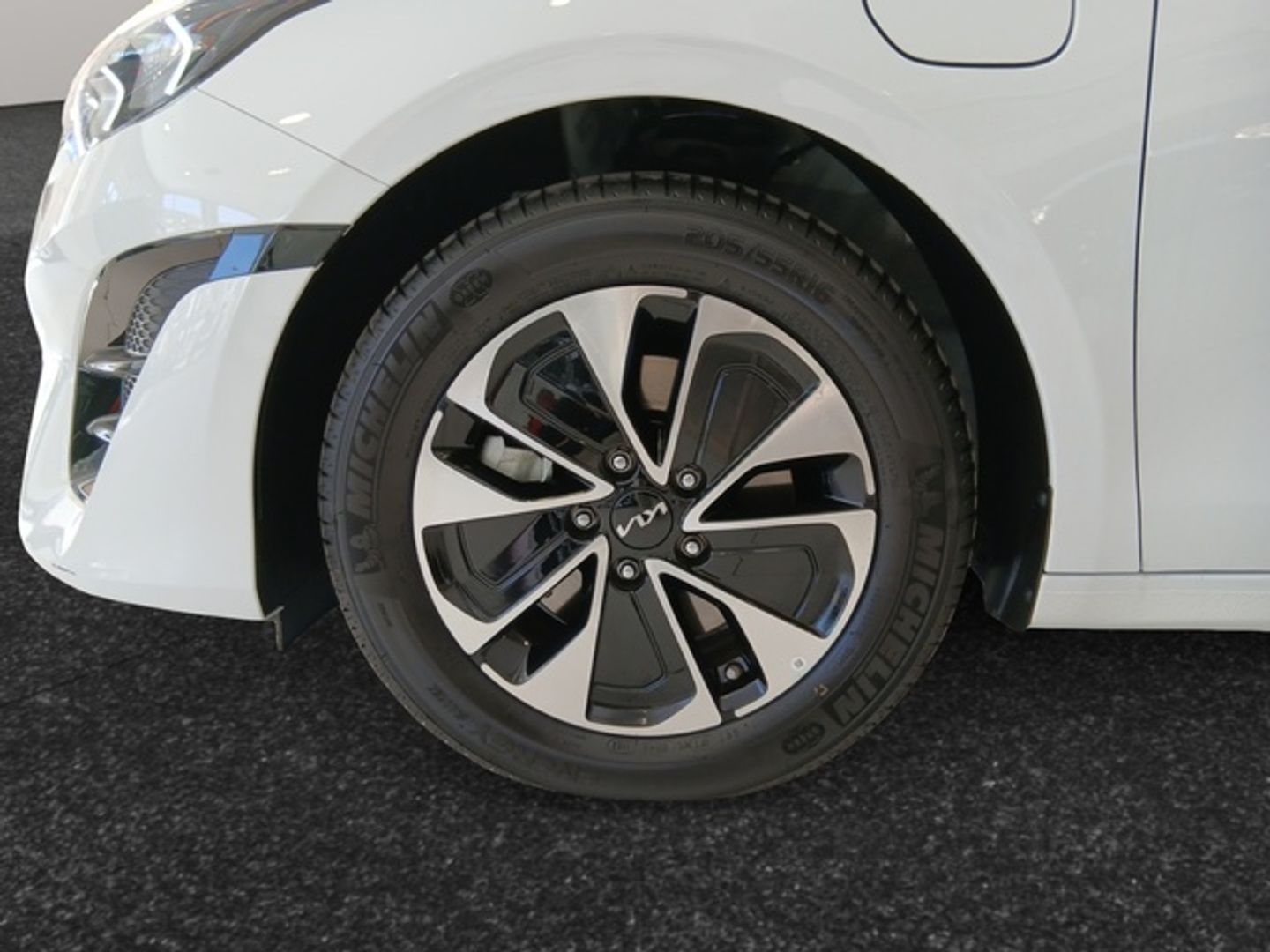 Kia Ceed Tourer 1.6 GDi PHEV eDrive 104 kW (141 CV) Blanco Familiar