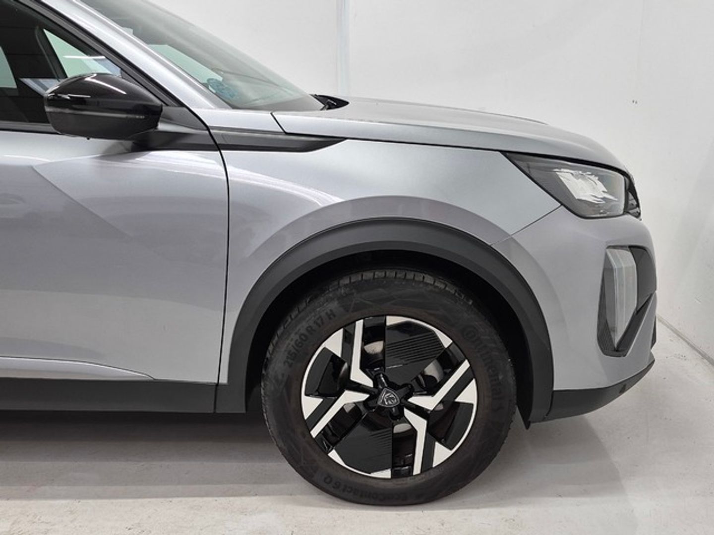 Peugeot 2008 PureTech 130 S&S Allure EAT8 96 kW (130 CV) Gris SUV
