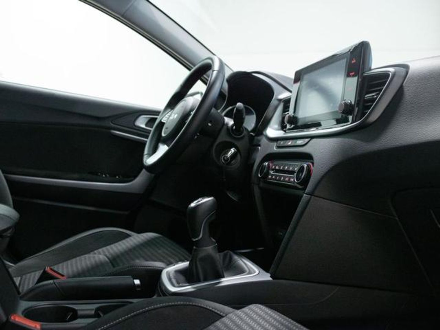 Kia Ceed 1.0 T-GDi Drive 88 kW (120 CV) Blanco Compact