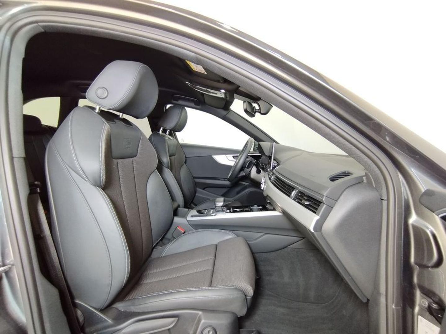 Audi A4 Avant S line 35 TDI 120 kW (163 CV) S tronic Gris Familiar