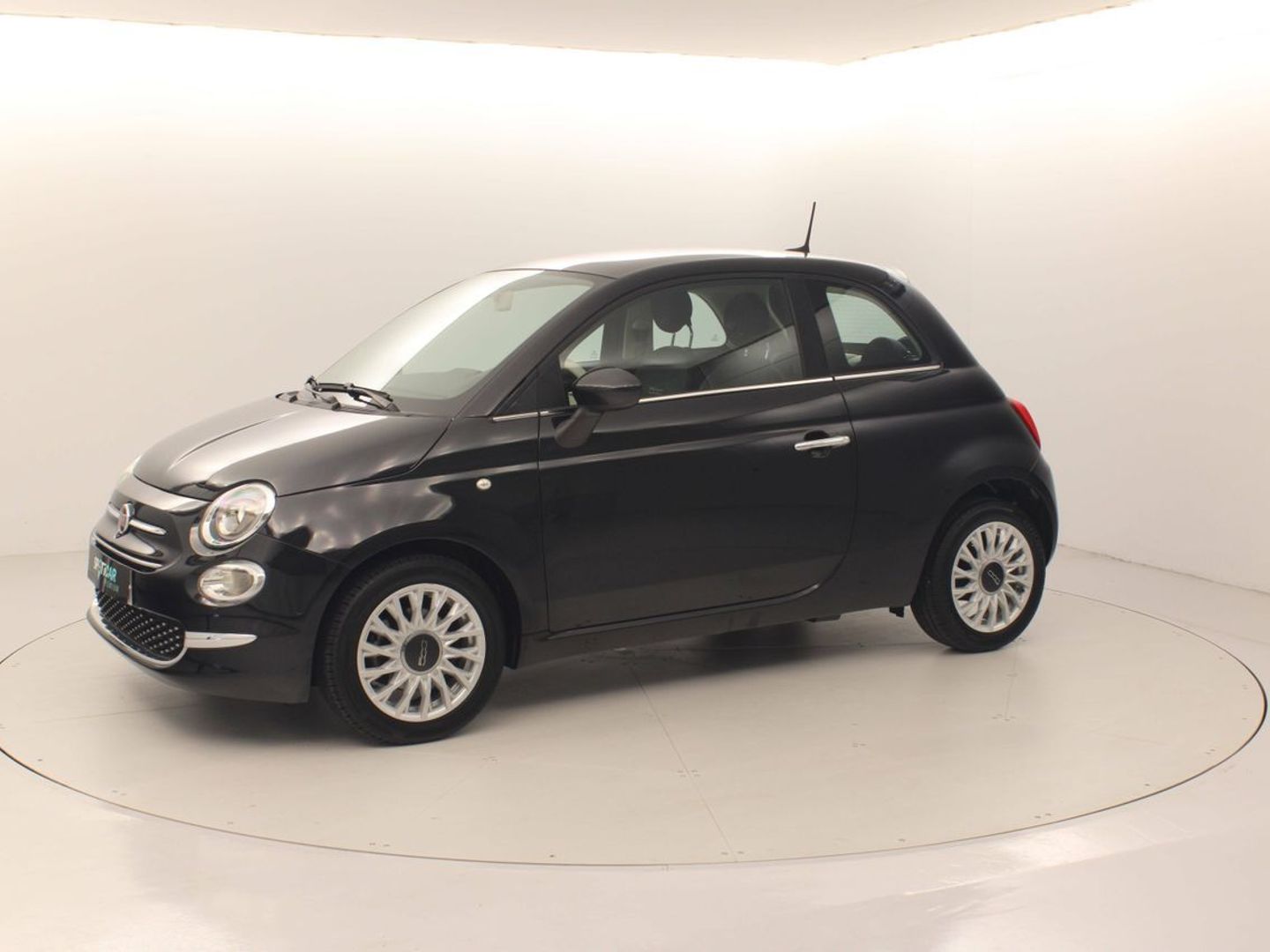 Fiat 500 1.0 Hybrid Dolcevita 51 kW (70 CV) Negro Compact