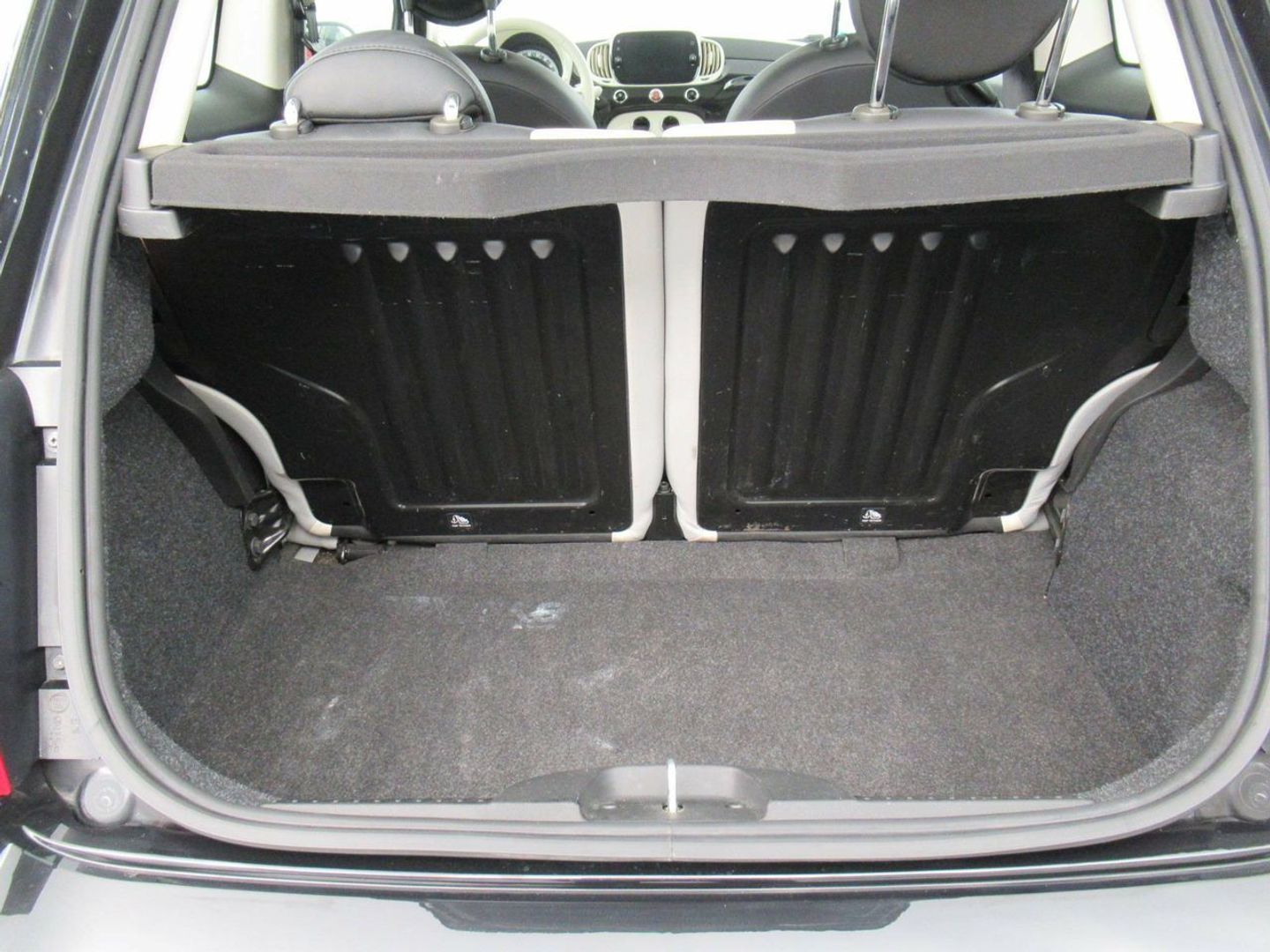 Fiat 500 1.0 Hybrid Dolcevita 51 kW (70 CV) Negro Compact