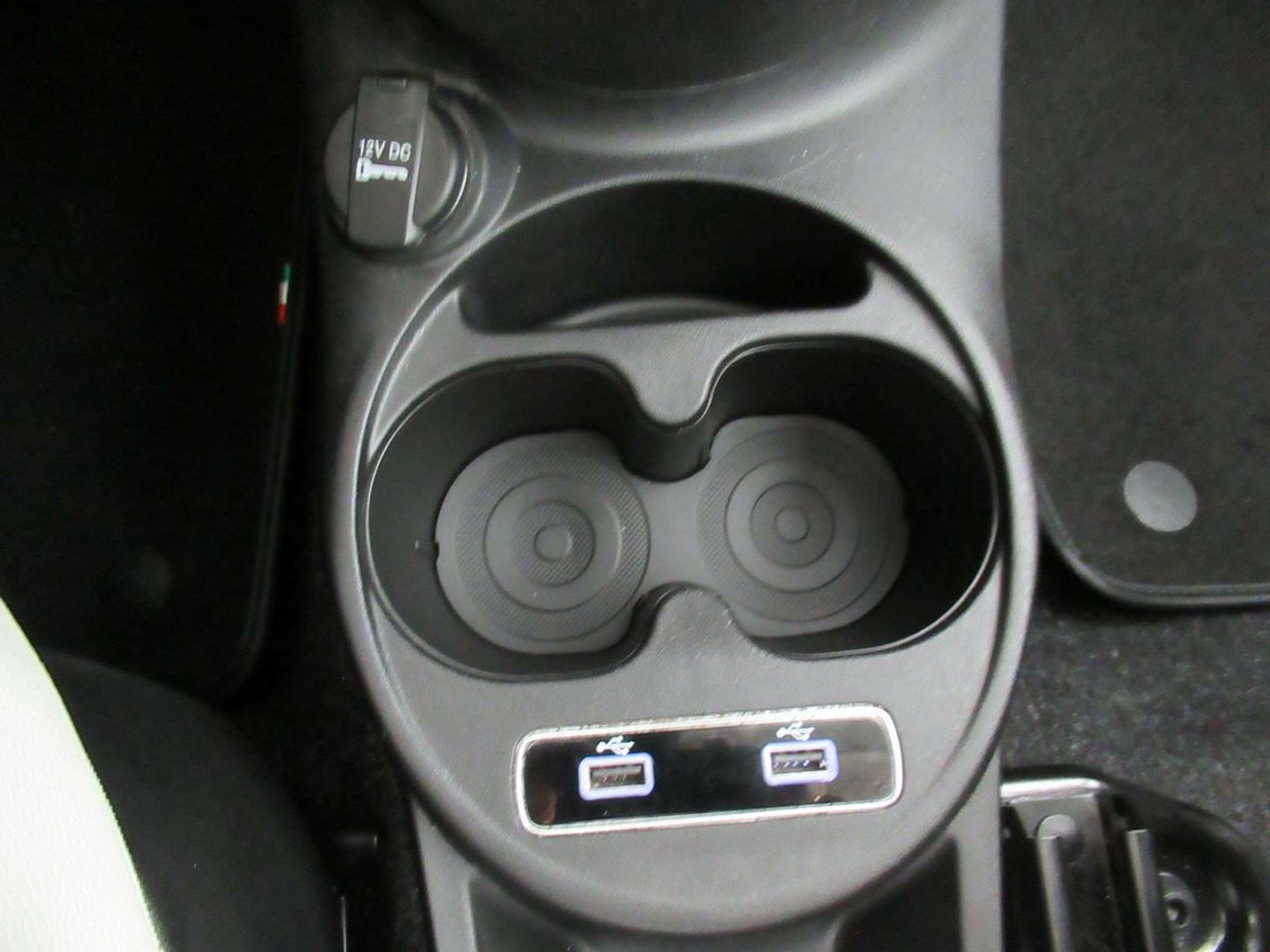 Fiat 500 1.0 Hybrid Dolcevita 51 kW (70 CV) Negro Compact
