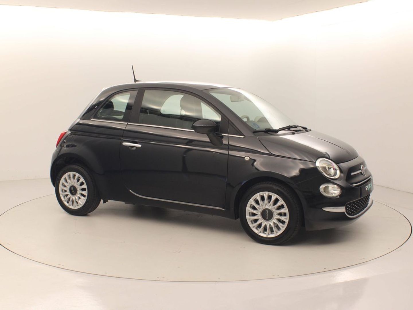 Fiat 500 1.0 Hybrid Dolcevita 51 kW (70 CV) Negro Compact