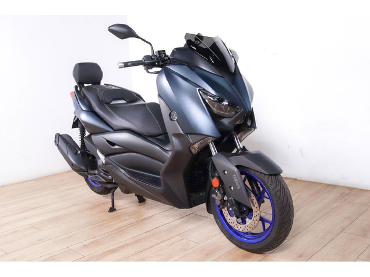 Yamaha XMAX 125 Gris Motorcycle