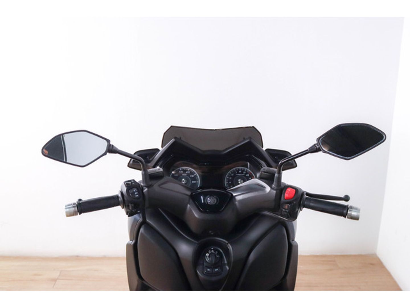 Yamaha XMAX 125 Gris Motorcycle