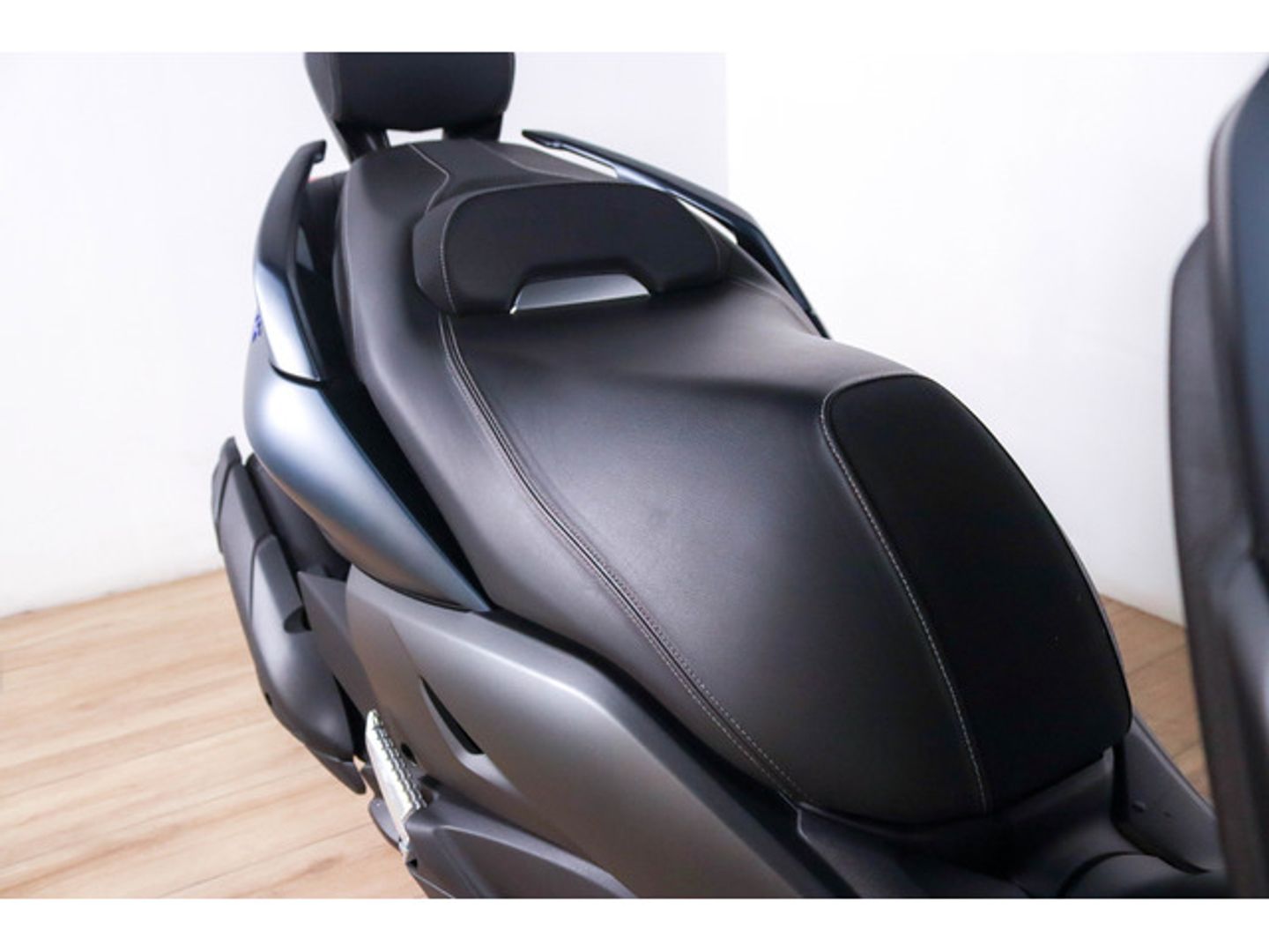 Yamaha XMAX 125 Gris Motorcycle