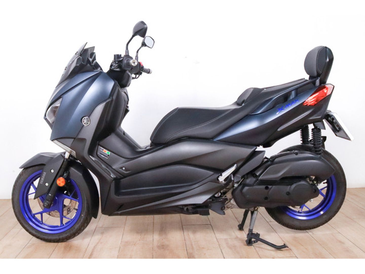 Yamaha XMAX 125 Gris Motorcycle