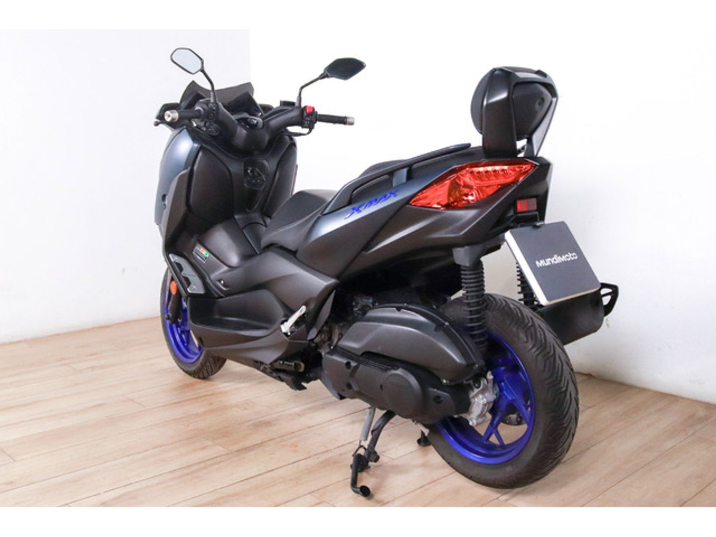 Yamaha XMAX 125 Gris Motorcycle