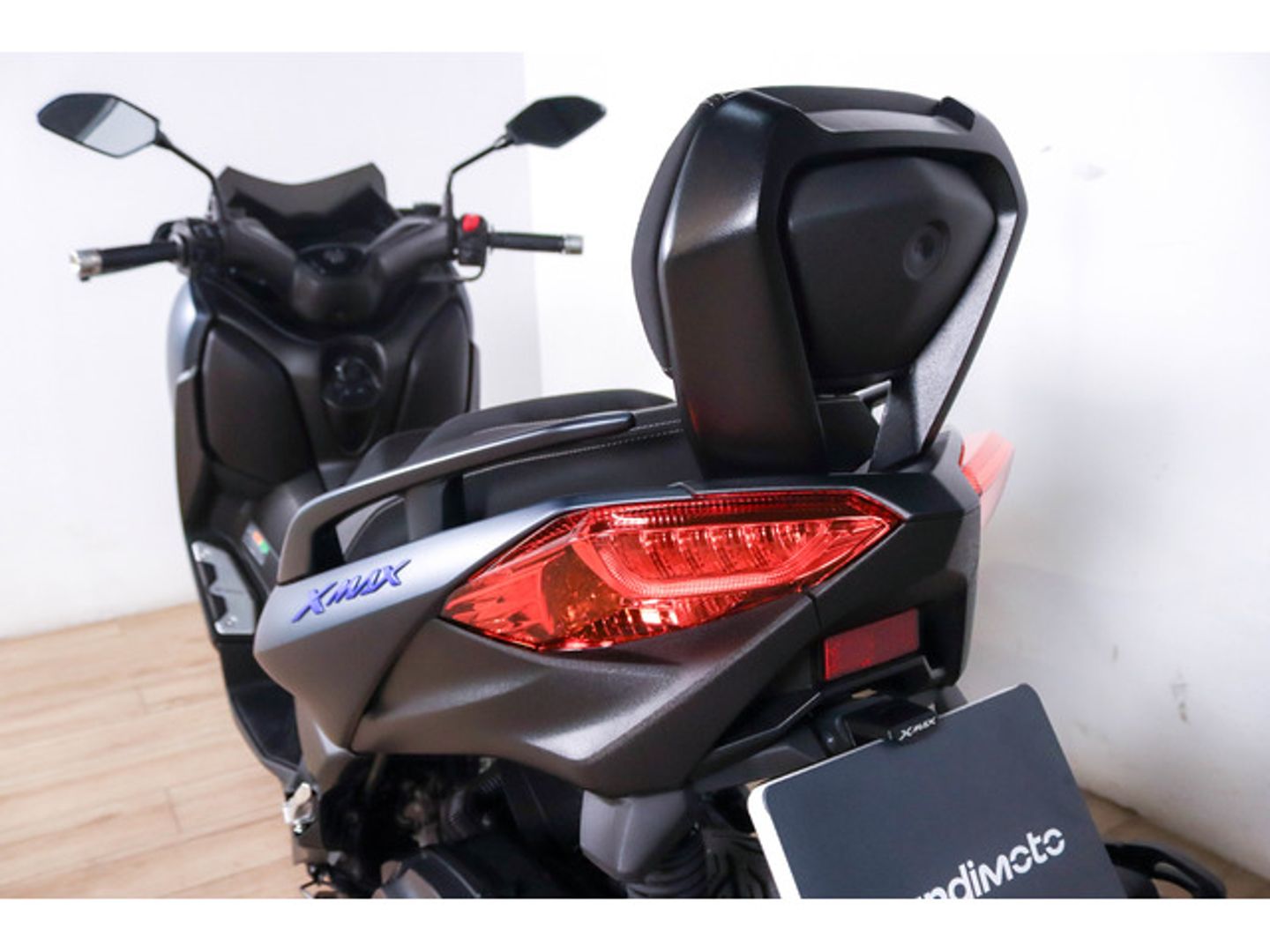 Yamaha XMAX 125 Gris Motorcycle