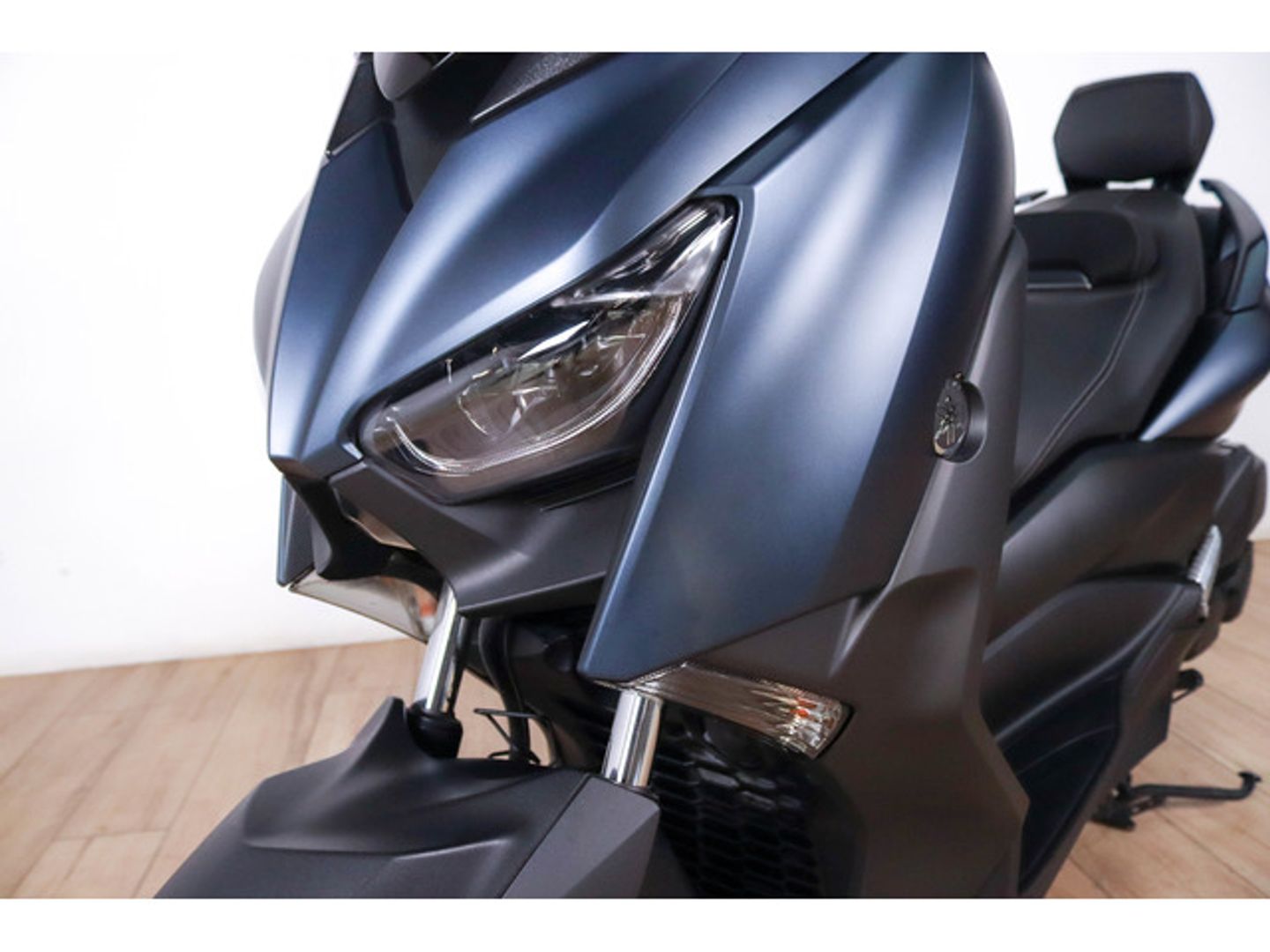 Yamaha XMAX 125 Gris Motorcycle